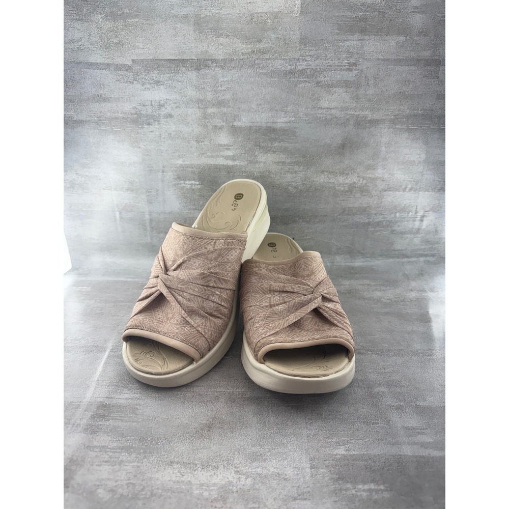 Bzees Smile Women Sz 11M Blush Beige Twist Knot Wedge Slide Sandals Lightweight